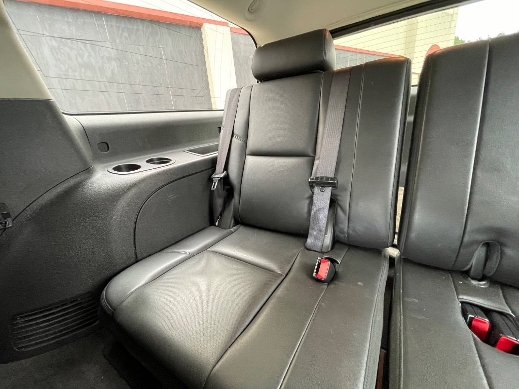 Used 2012 GMC Yukon XL Denali RWD image 42