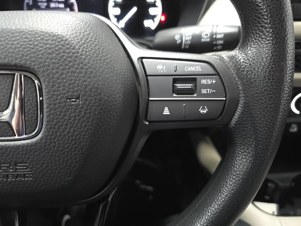 Used 2023 Honda HR-V LX image 20
