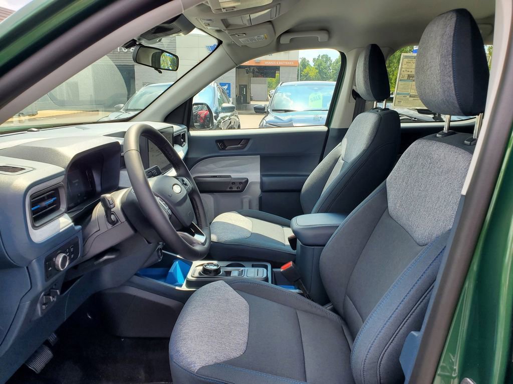 New 2025 Ford Maverick XLT w/ XLT Luxury Package image 8