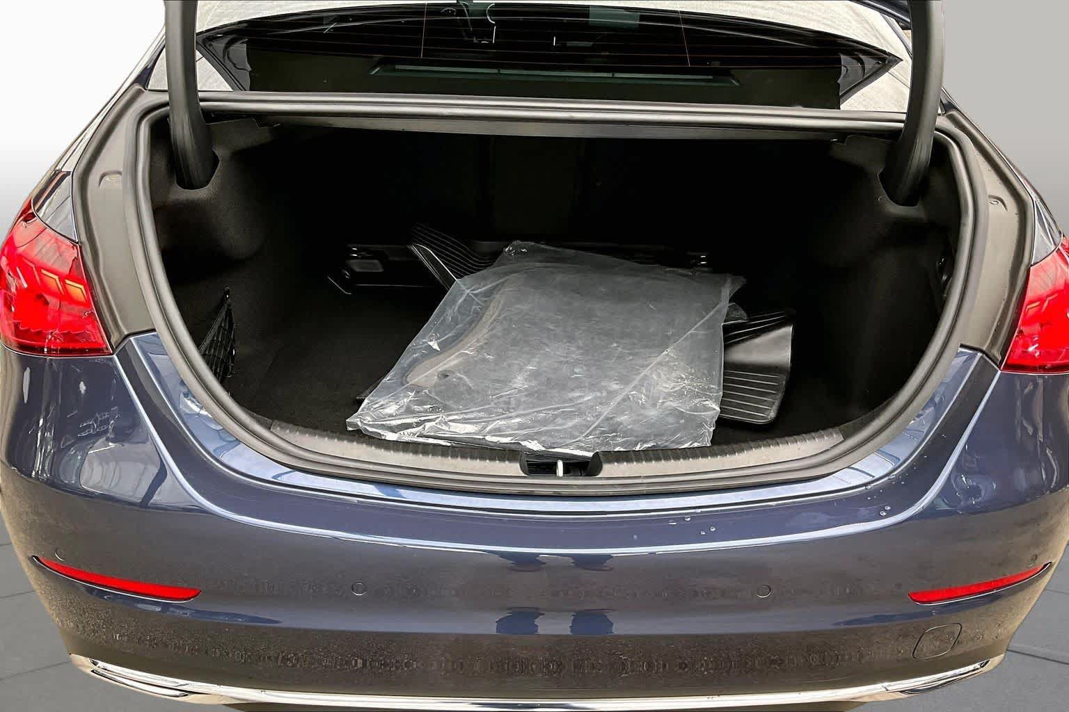 Certified 2025 Mercedes-Benz C 300 4MATIC Sedan image 37