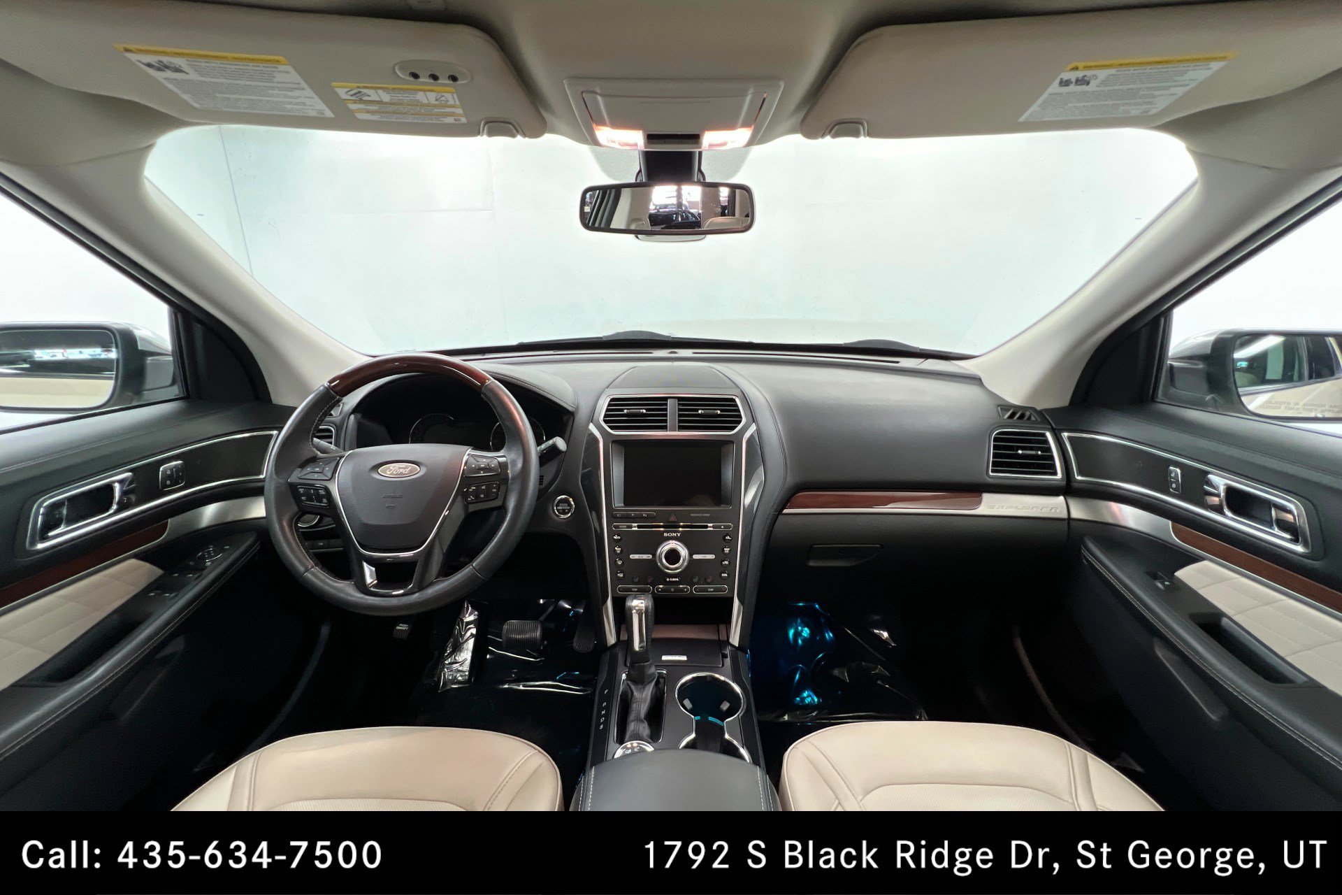 Used 2018 Ford Explorer Platinum AWD/4WD image 9