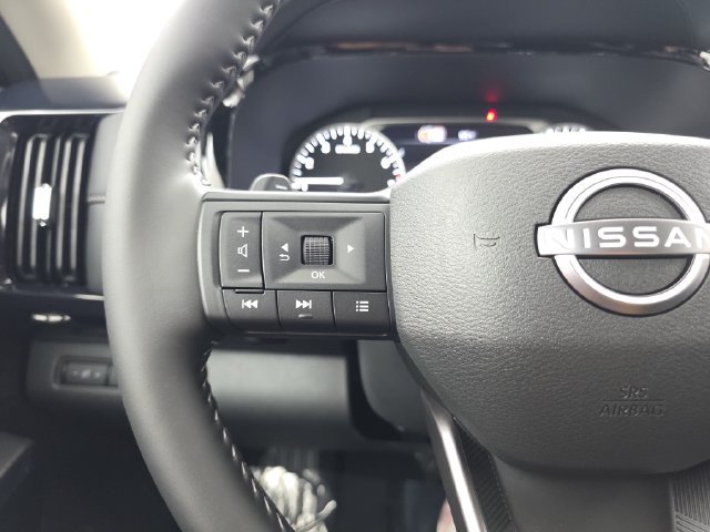 New 2026 Nissan Pathfinder SV w/ SV Premium Package FWD image 21