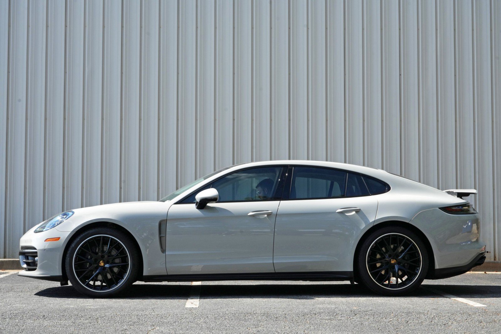 Used 2023 Porsche Panamera Platinum Edition RWD image 9