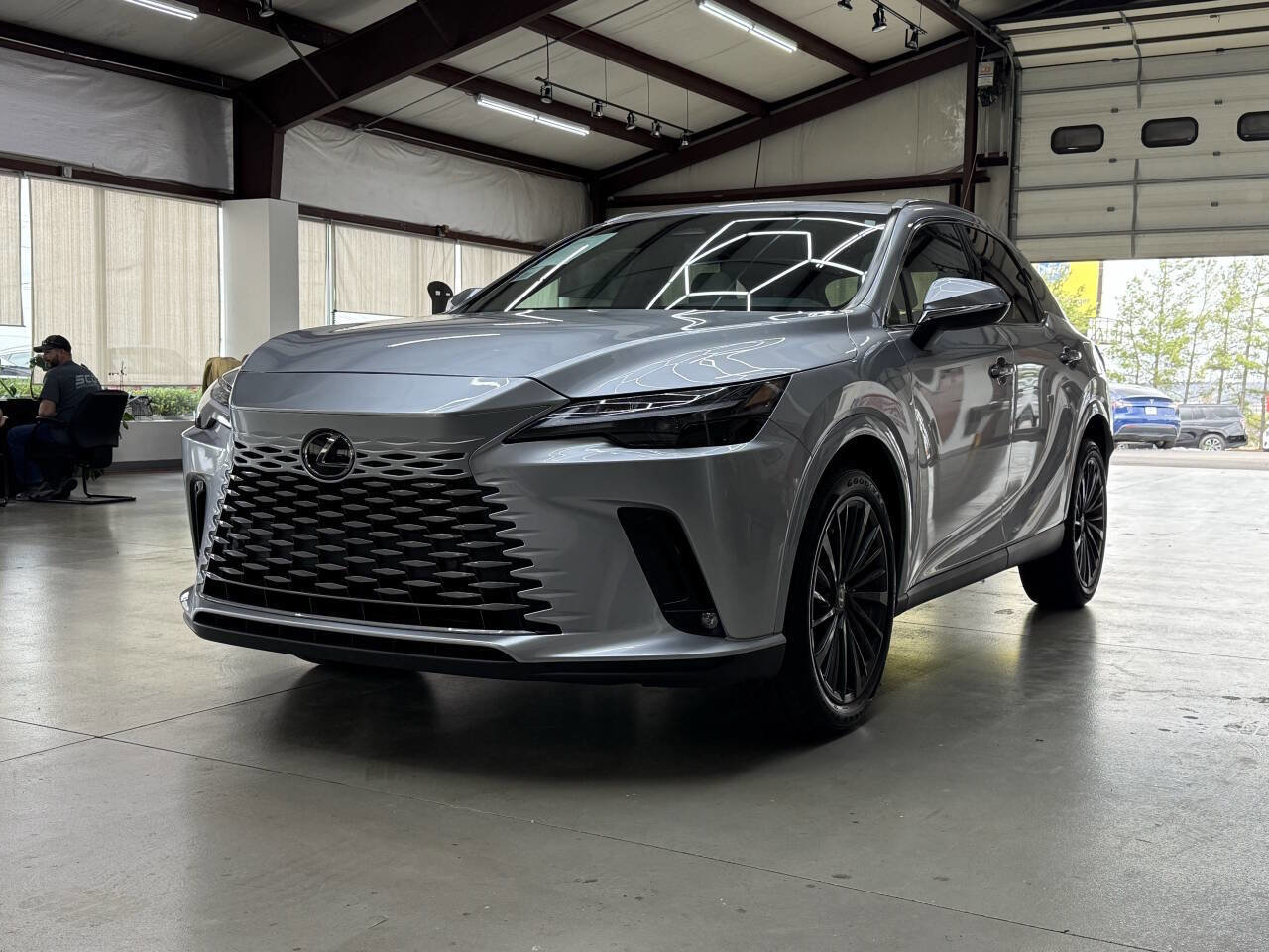 Used 2025 Lexus RX 350 Premium image 3