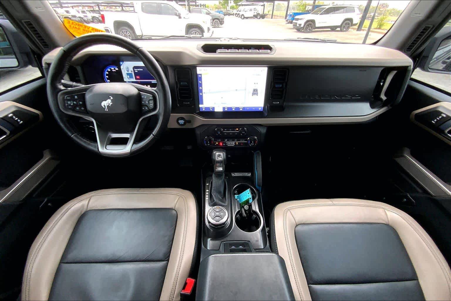 Used 2022 Ford Bronco Wildtrak image 14