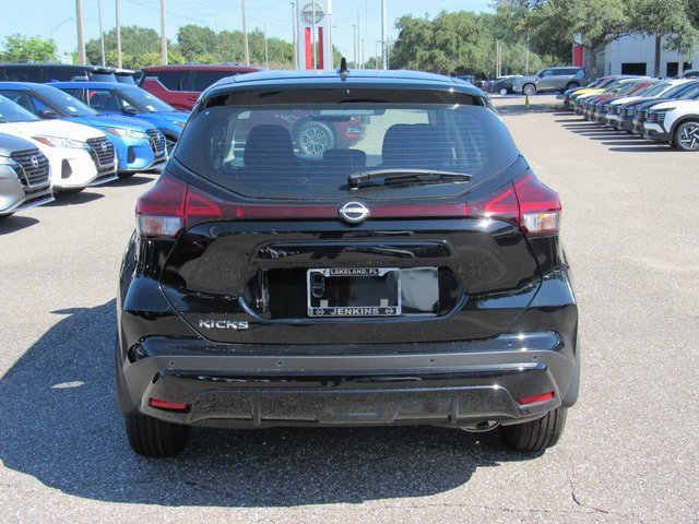 New 2025 Nissan Kicks Play S w/ Interior Electronics Package image 4