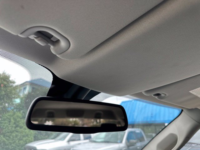 Used 2015 RAM 1500 Express AWD/4WD image 18