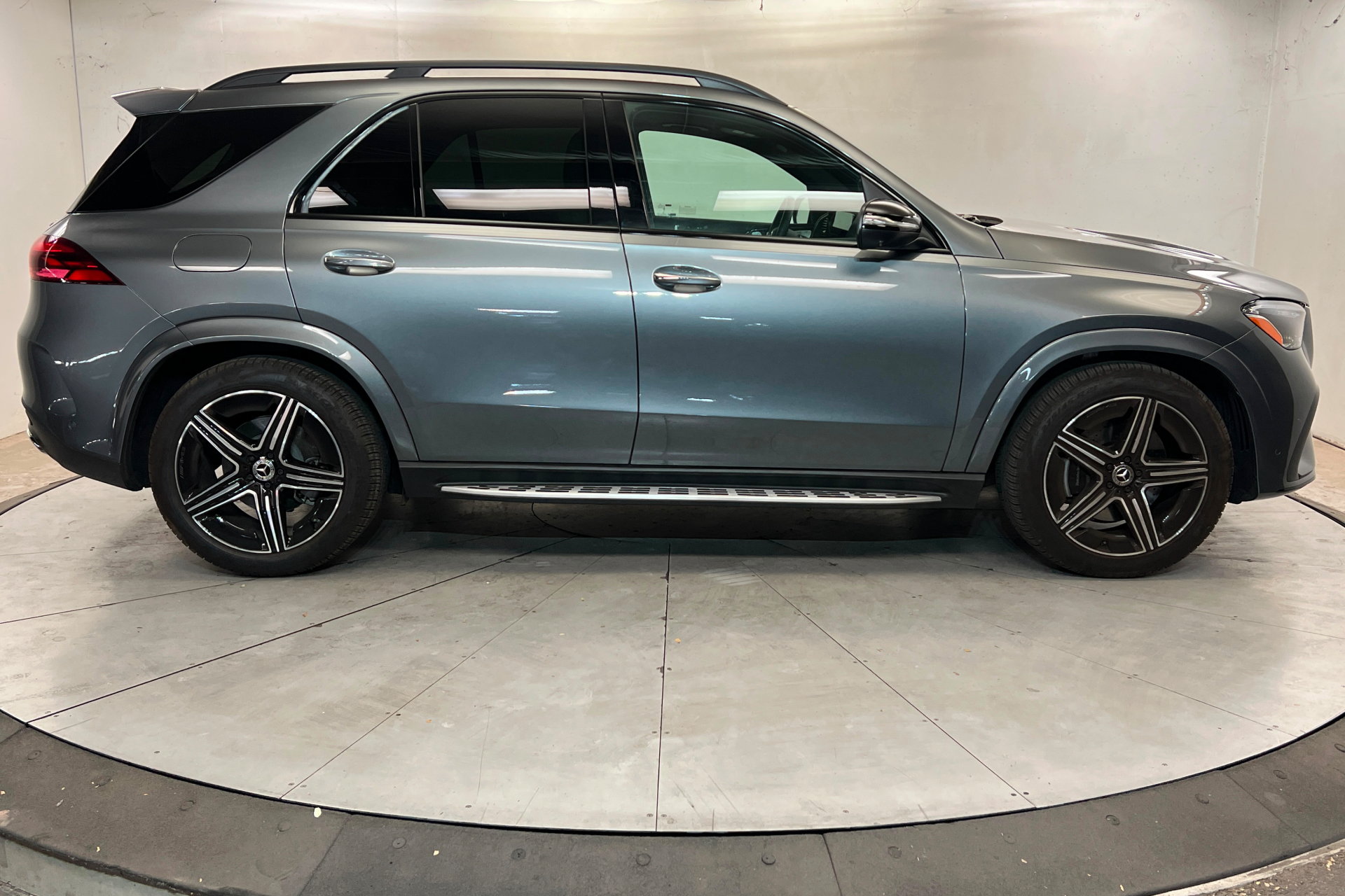Used 2026 Mercedes-Benz GLE 450 4MATIC image 6
