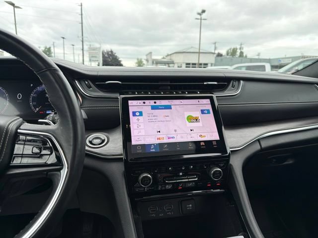 Used 2022 Jeep Grand Cherokee L Overland AWD/4WD image 15