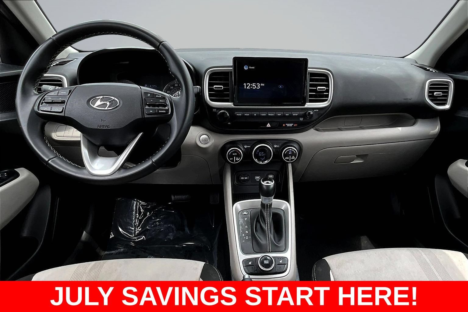 Used 2021 Hyundai Venue SEL w/ Premium Package FWD image 8