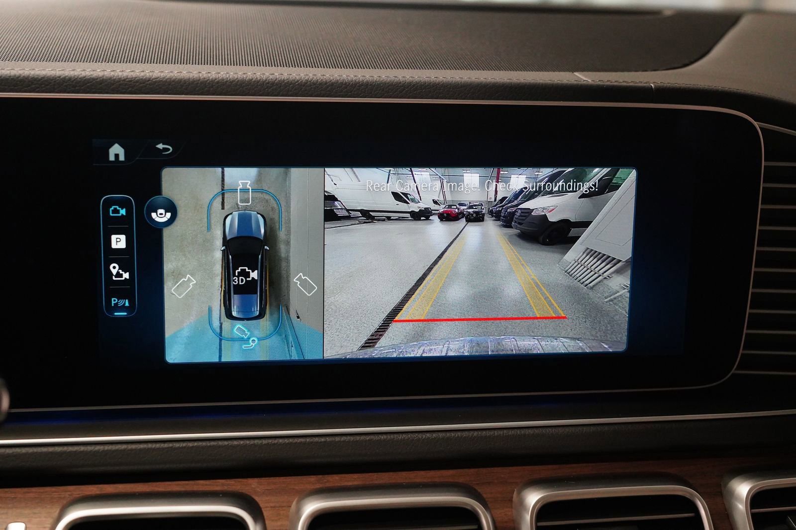 New 2026 Mercedes-Benz GLS 450 4MATIC image 28