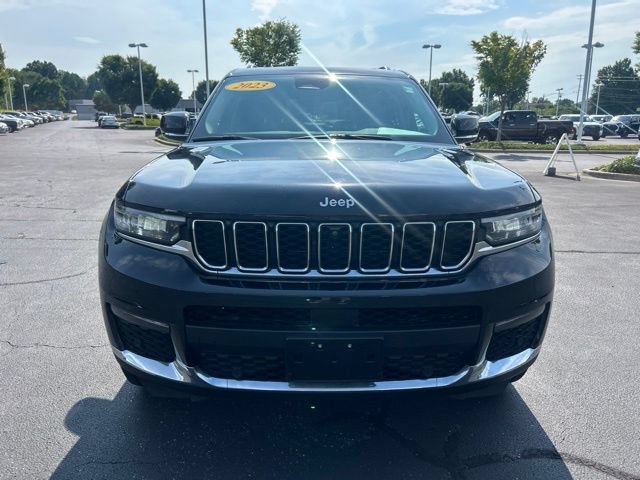 Used 2023 Jeep Grand Cherokee L Limited w/ Luxury Tech Group II AWD/4WD image 2