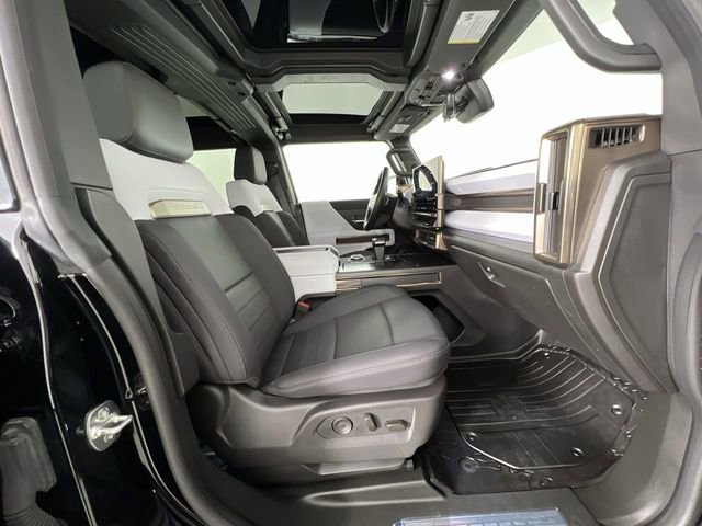 Used 2025 GMC Hummer EV 3X w/ LPO, Sport Package image 29