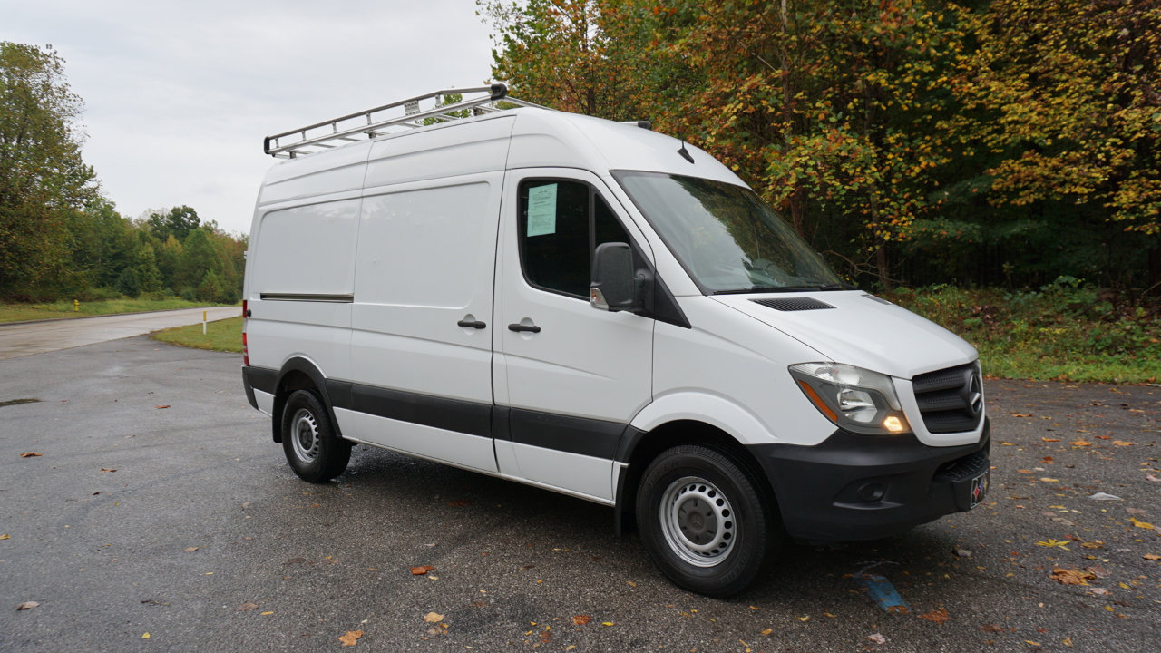 Used 2017 Mercedes-Benz Sprinter 2500 image 7