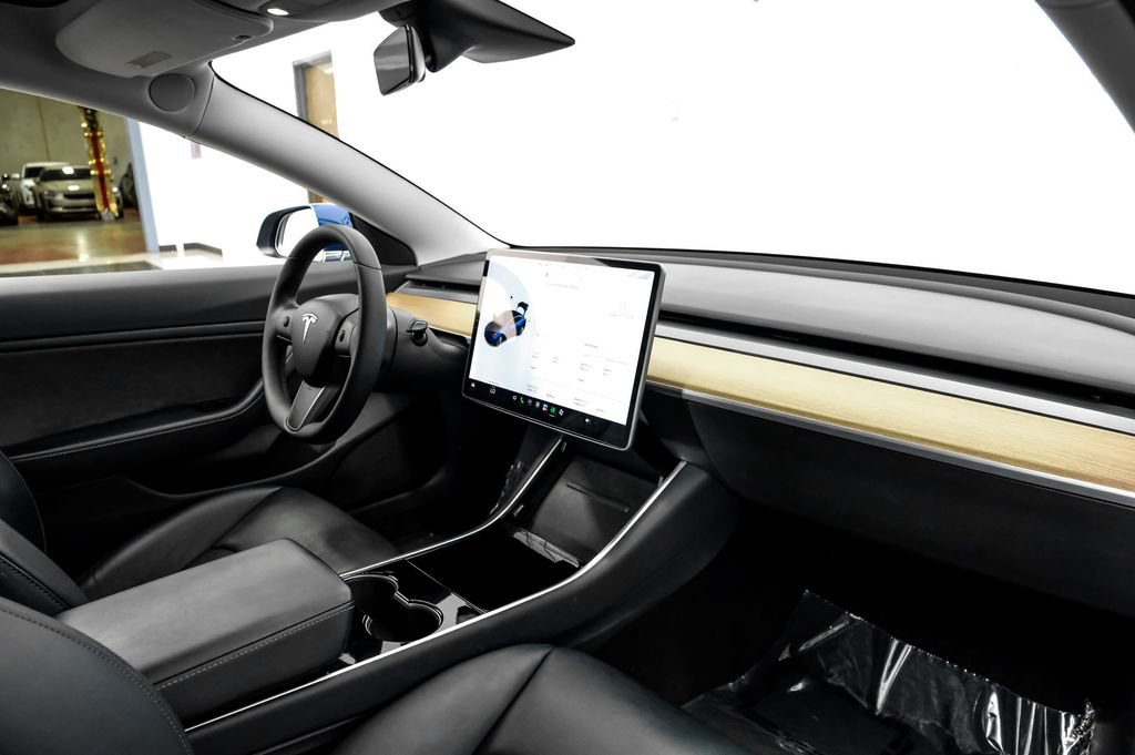 Used 2019 Tesla Model 3 Standard Range Plus RWD image 21