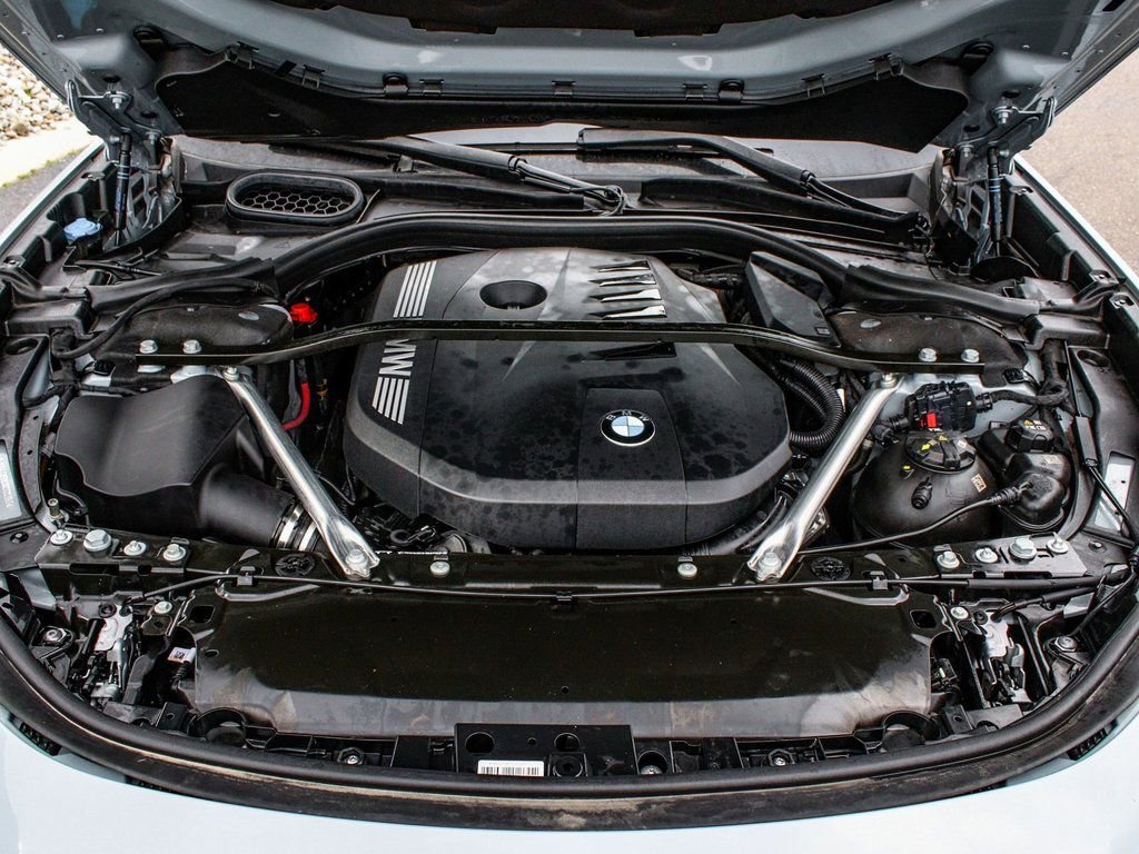 Used 2025 BMW 740i xDrive image 48