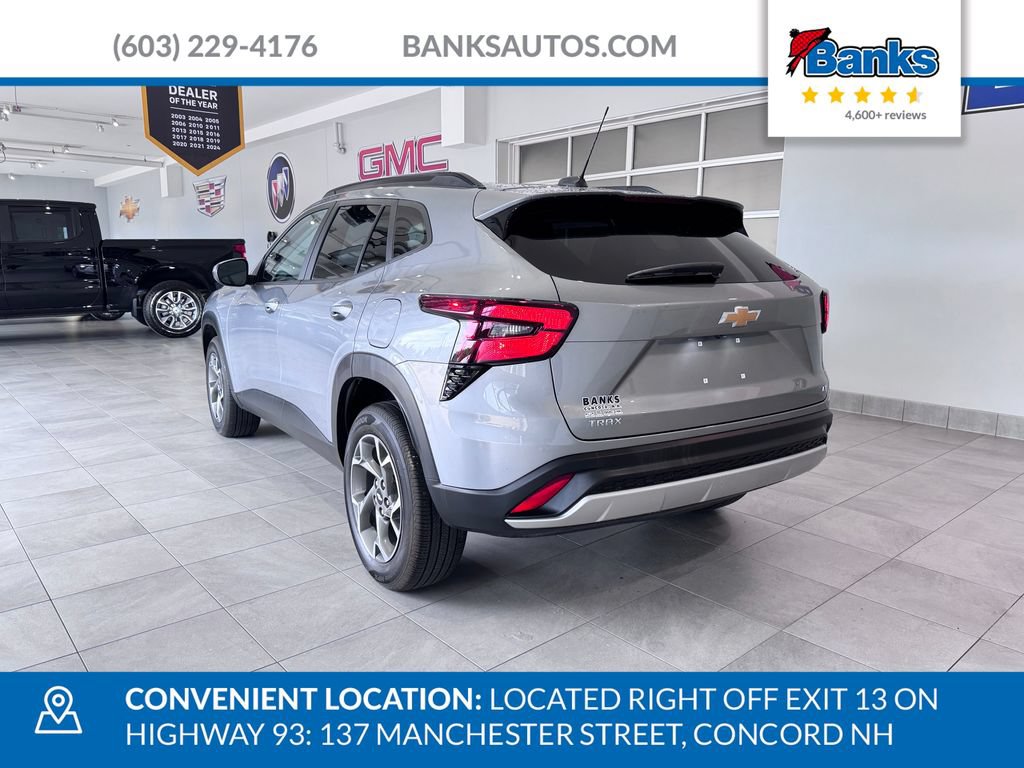 Certified 2024 Chevrolet Trax LT FWD image 6