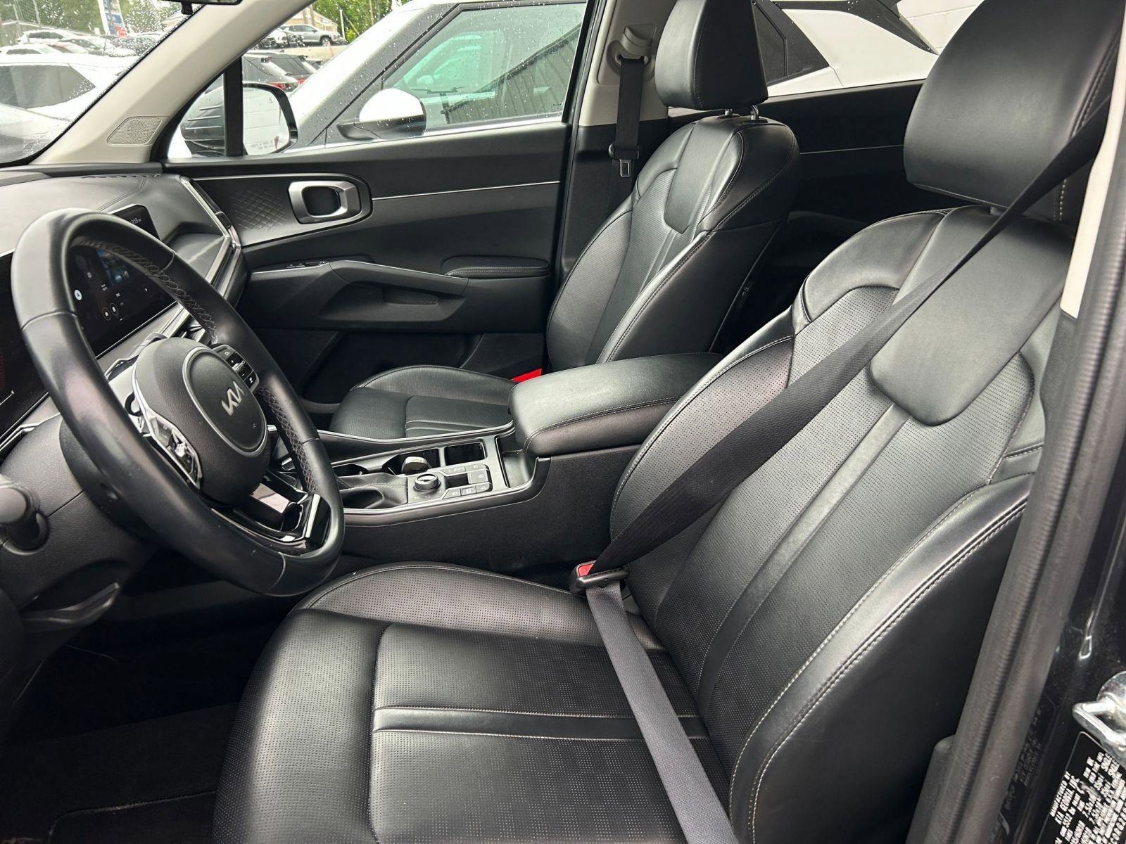 Used 2024 Kia Sorento S AWD/4WD image 32