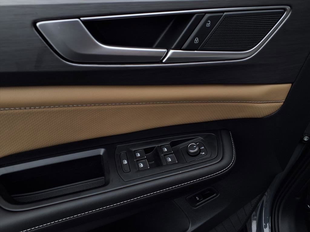 New 2026 Volkswagen Atlas Cross Sport SE image 12