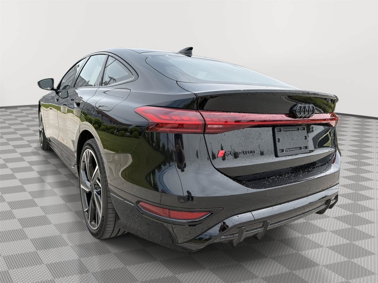 New 2027 Audi S6 e-tron Premium Plus AWD/4WD image 3