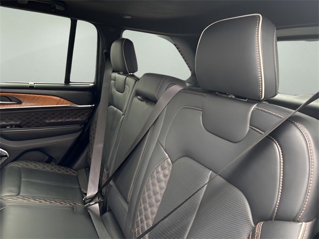Used 2022 Jeep Grand Cherokee Summit image 21
