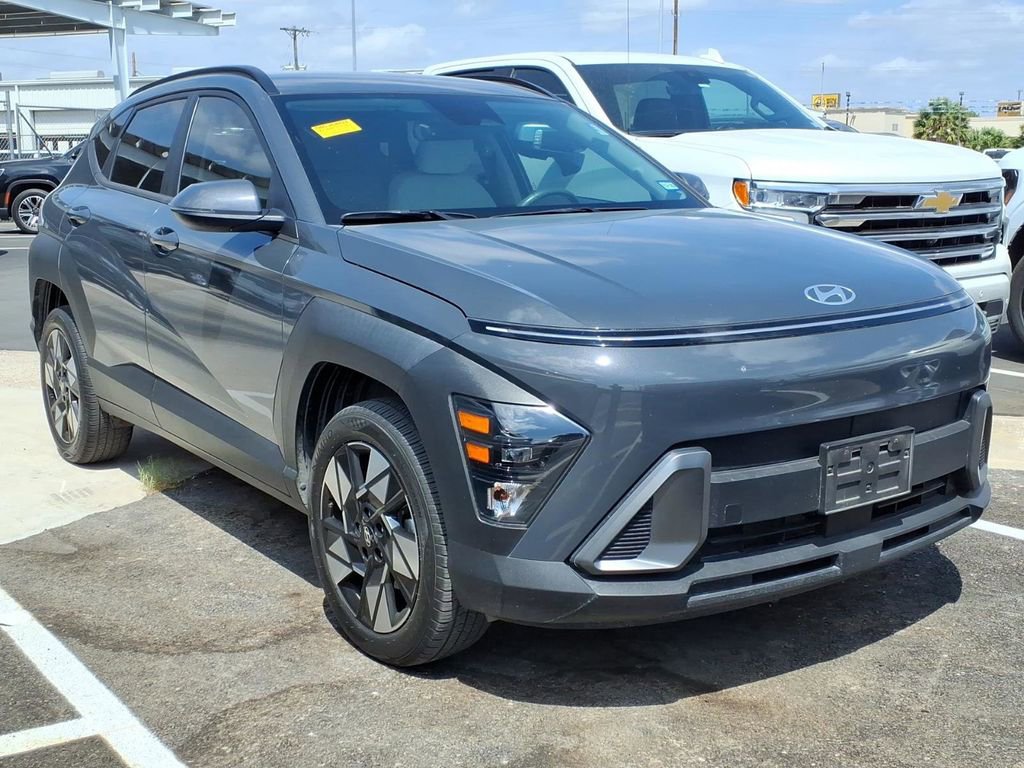 Used 2024 Hyundai Kona SEL w/ Convenience Package image 1