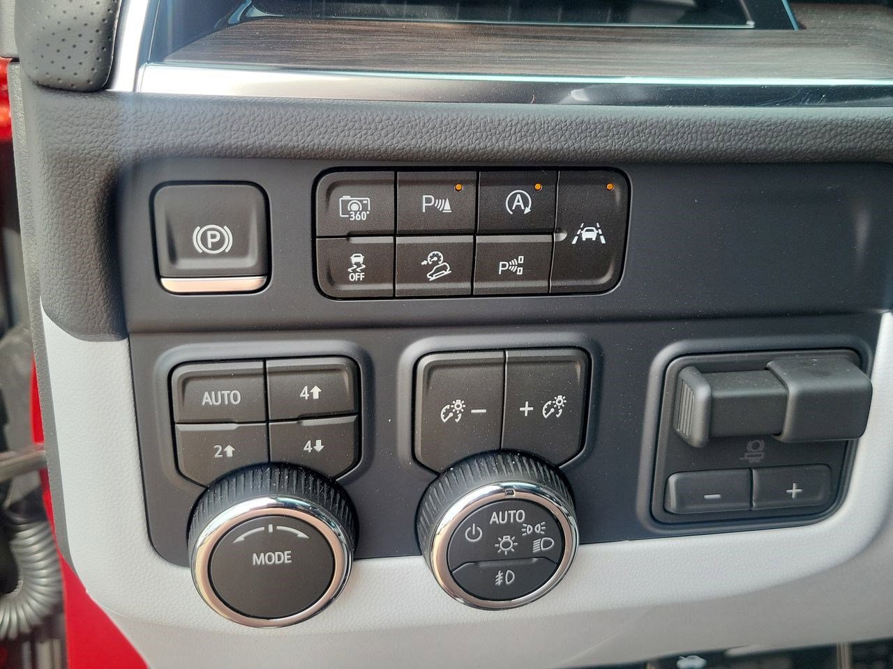 New 2026 Chevrolet Tahoe Premier image 21