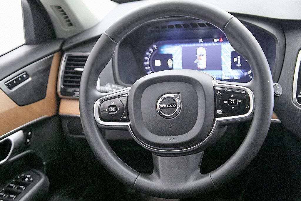 Certified 2024 Volvo XC90 B6 Plus w/ Protection Package Premier AWD/4WD image 29