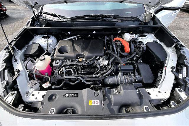 Used 2024 Toyota RAV4 SE w/ Convenience Package image 30