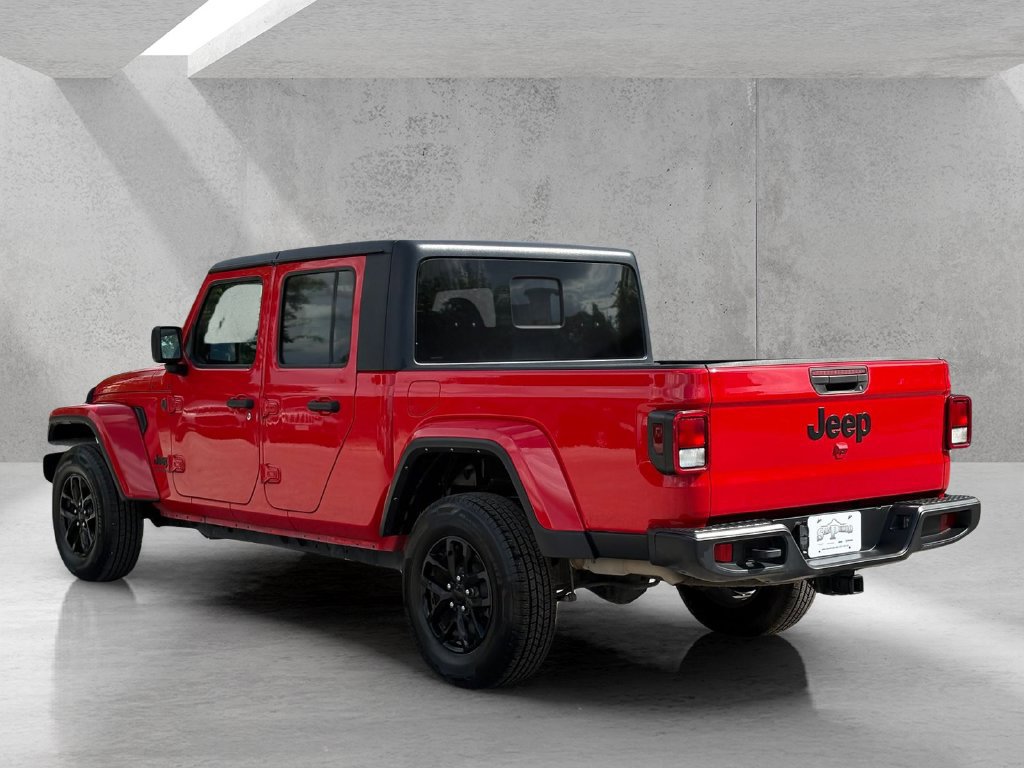 Used 2022 Jeep Gladiator Sport AWD/4WD image 7