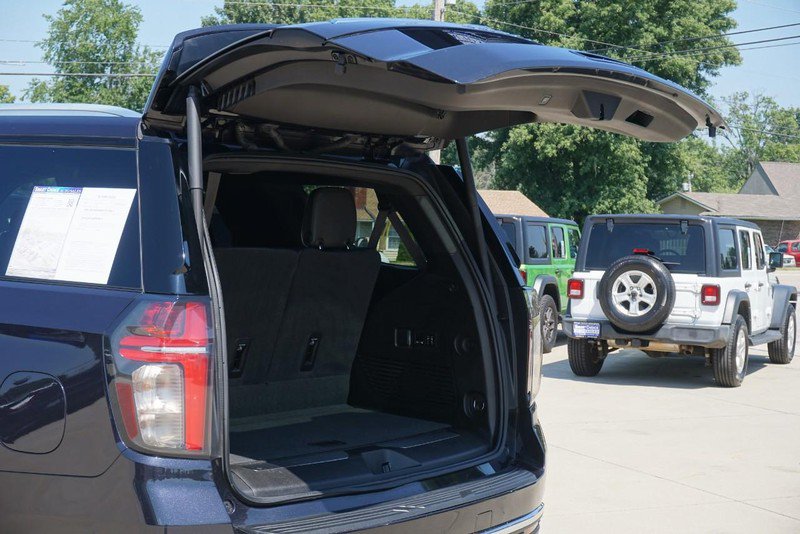 Used 2023 Chevrolet Tahoe Premier AWD/4WD image 24