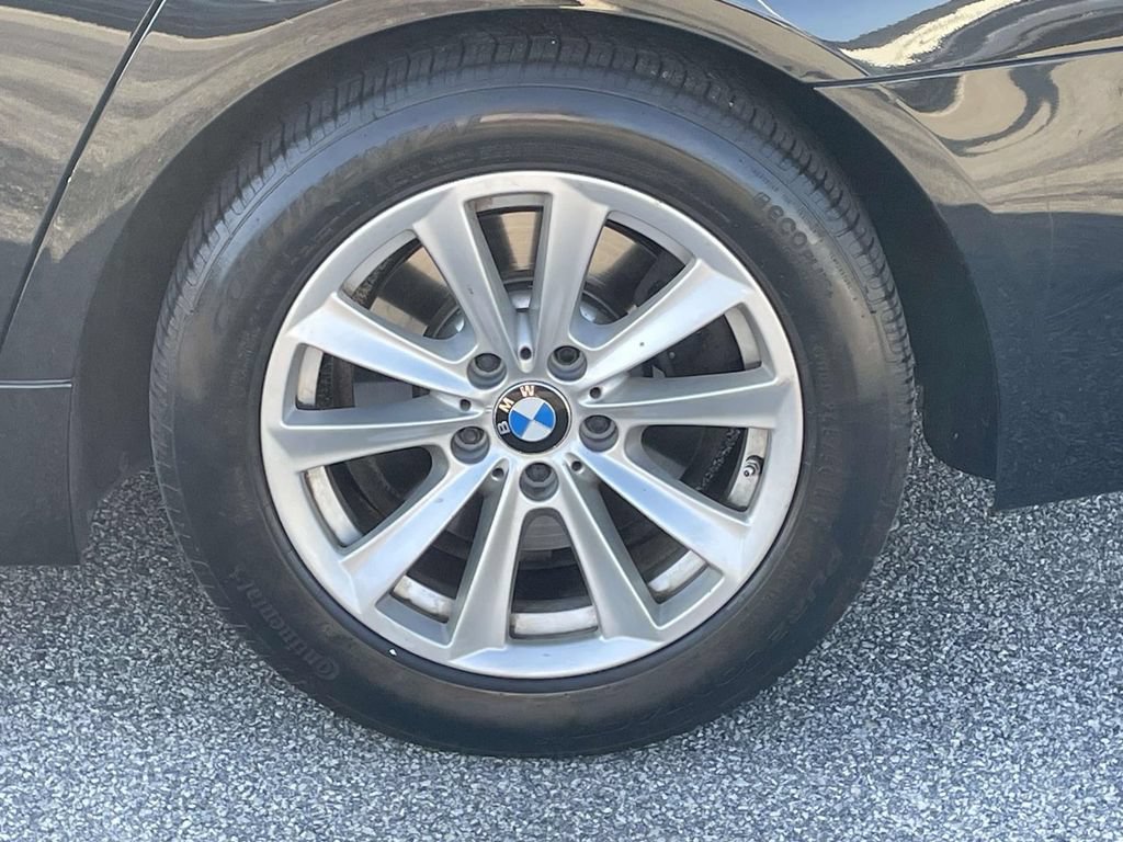Used 2016 BMW 528i xDrive Sedan AWD/4WD image 8