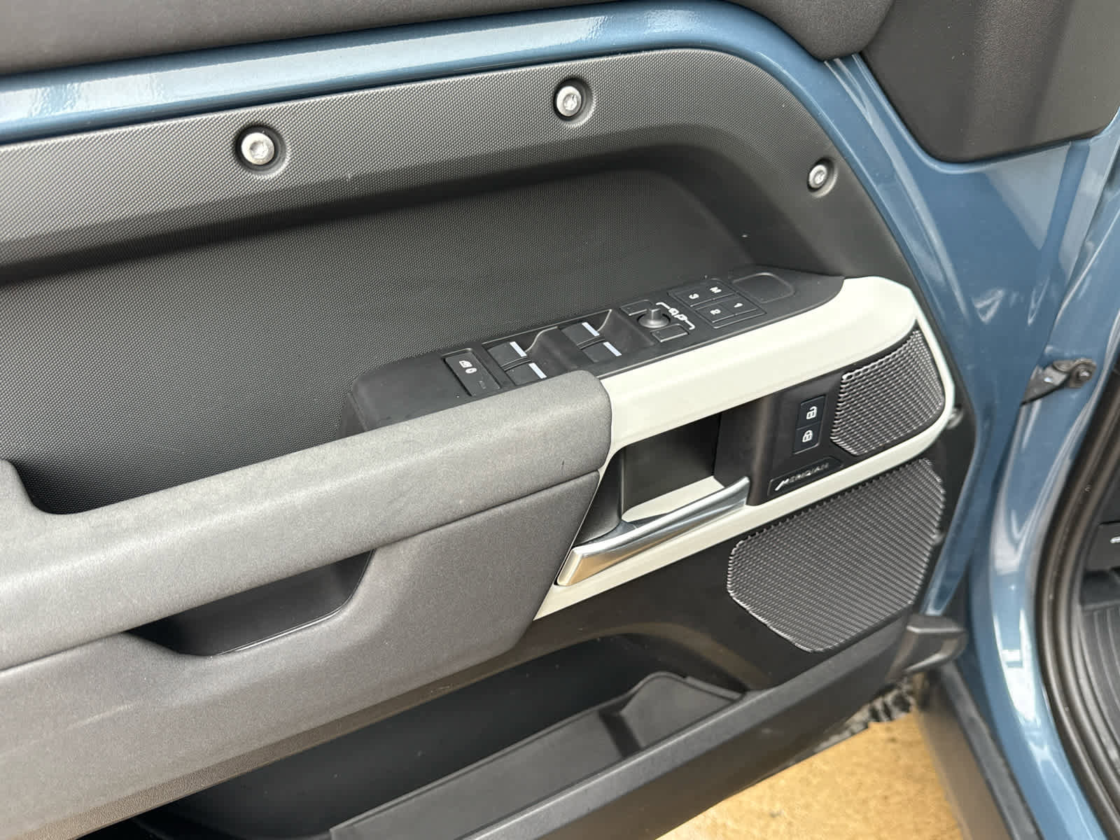 Certified 2023 Land Rover Defender 110 S image 8