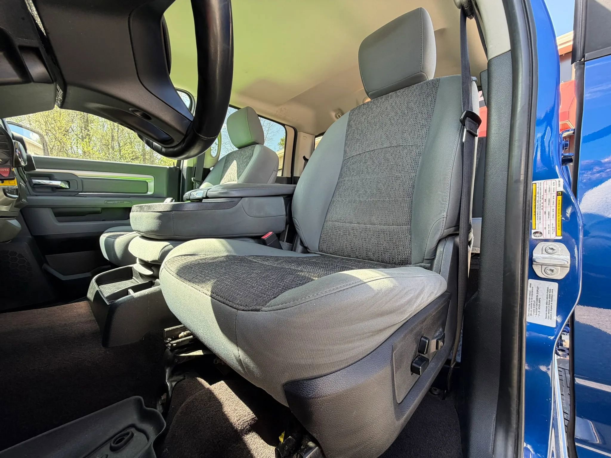 Used 2016 RAM 1500 Big Horn image 32