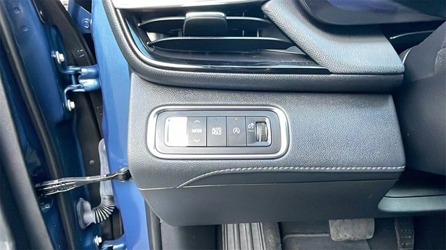 Used 2025 Buick Enclave Preferred image 25