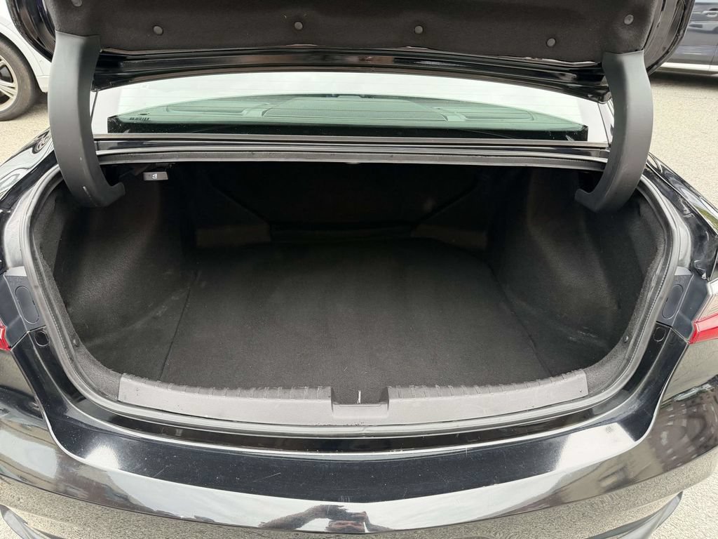 Used 2019 Acura ILX w/ Premium Package FWD image 30