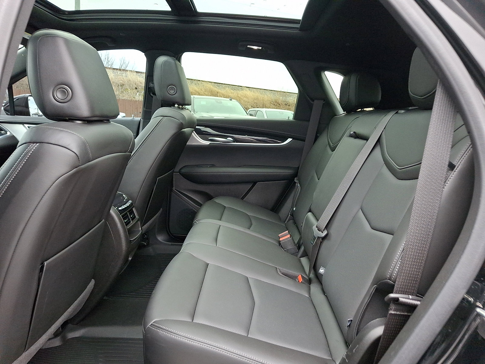 Used 2023 Cadillac XT5 Premium Luxury w/ LPO, Floor Liner Package image 10