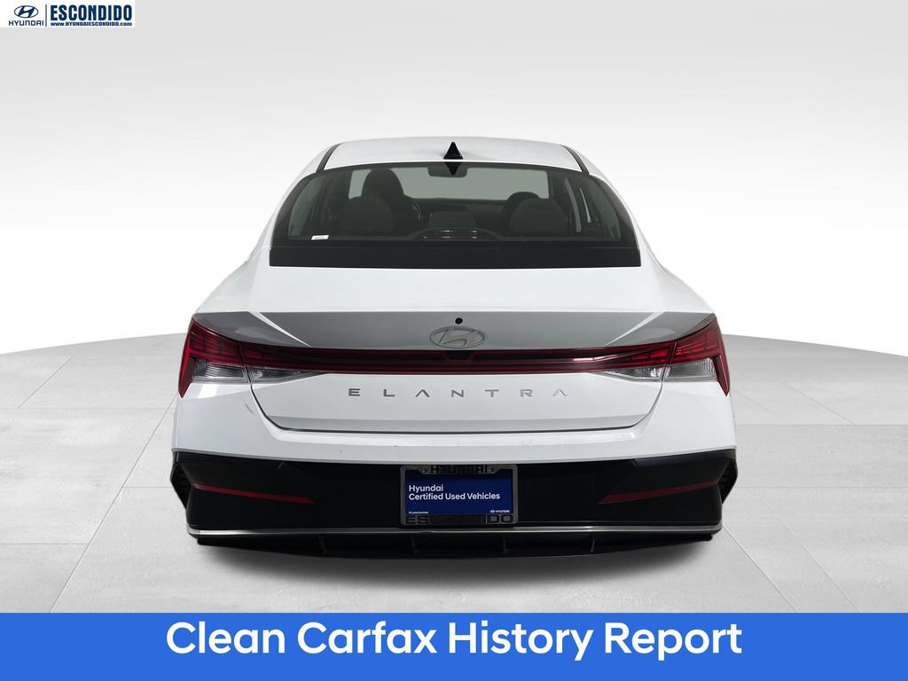 Certified 2025 Hyundai Elantra SEL FWD image 4