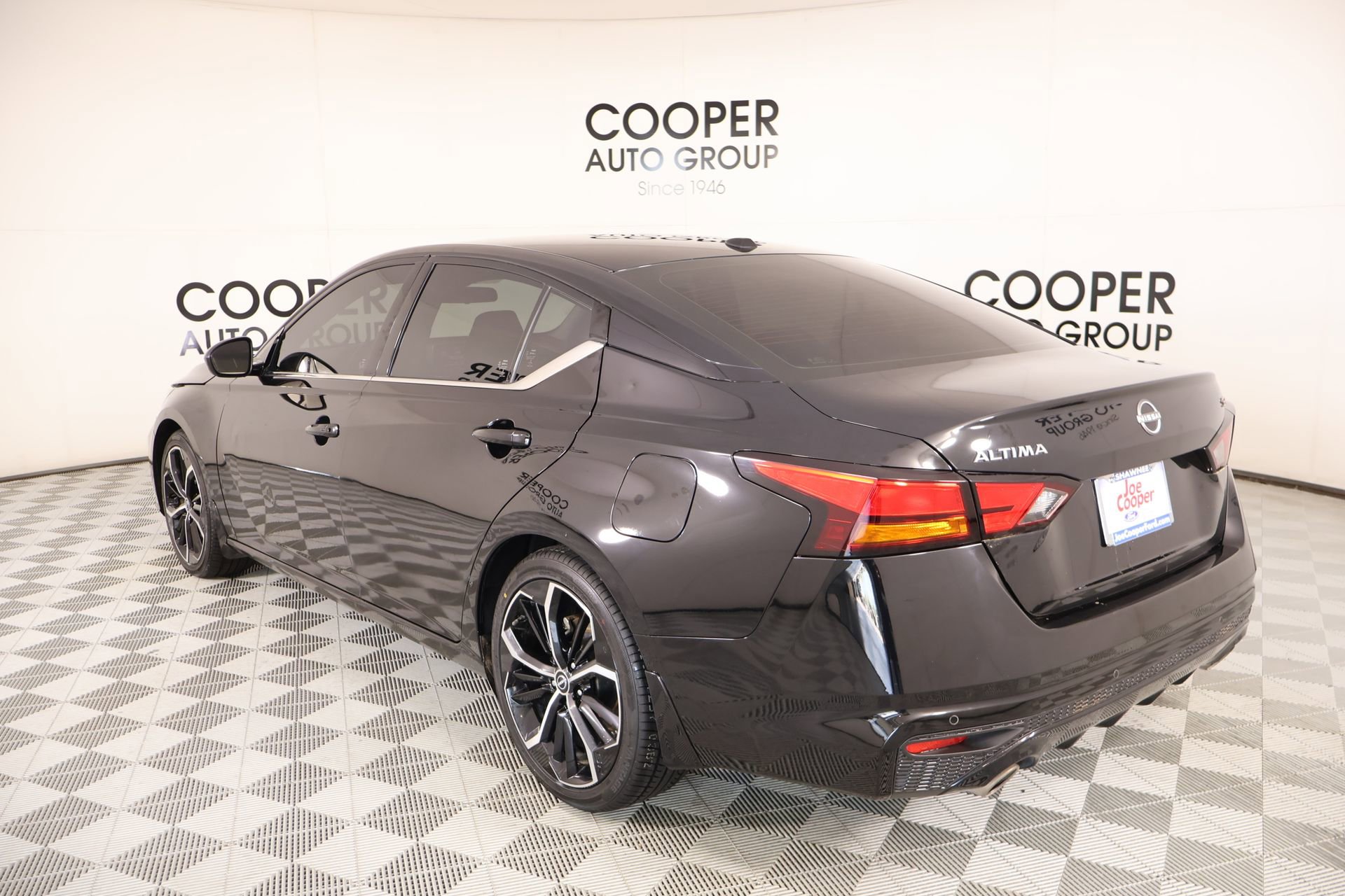 Used 2024 Nissan Altima 2.5 SR FWD image 21