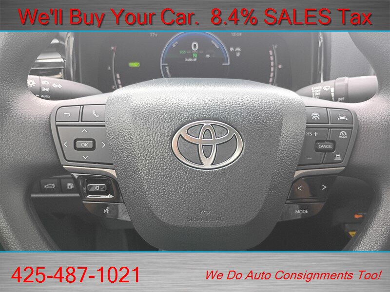 Used 2026 Toyota Camry LE FWD image 18