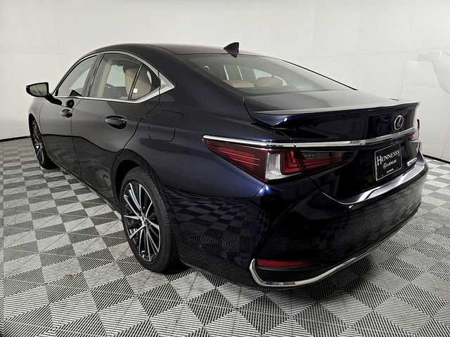Used 2025 Lexus ES 300h w/ Premium Package FWD image 8