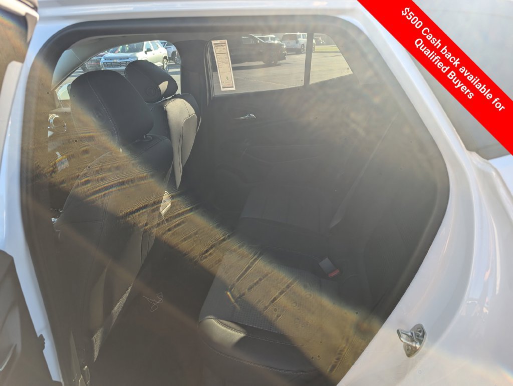 New 2026 Chevrolet Trax LT w/ LT Convenience Package FWD image 9