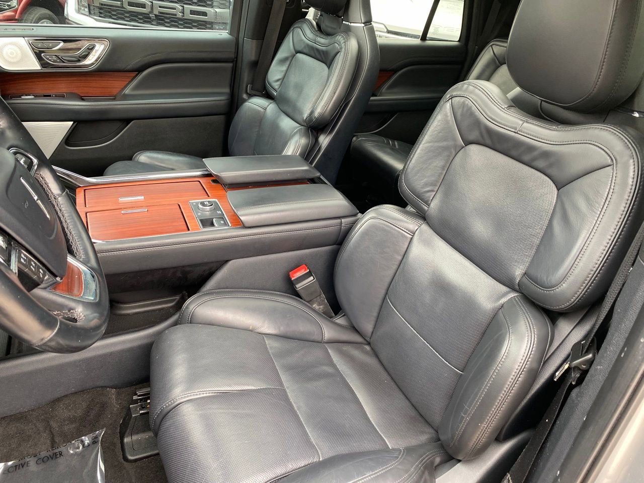 Used 2023 Lincoln Navigator L Reserve image 33