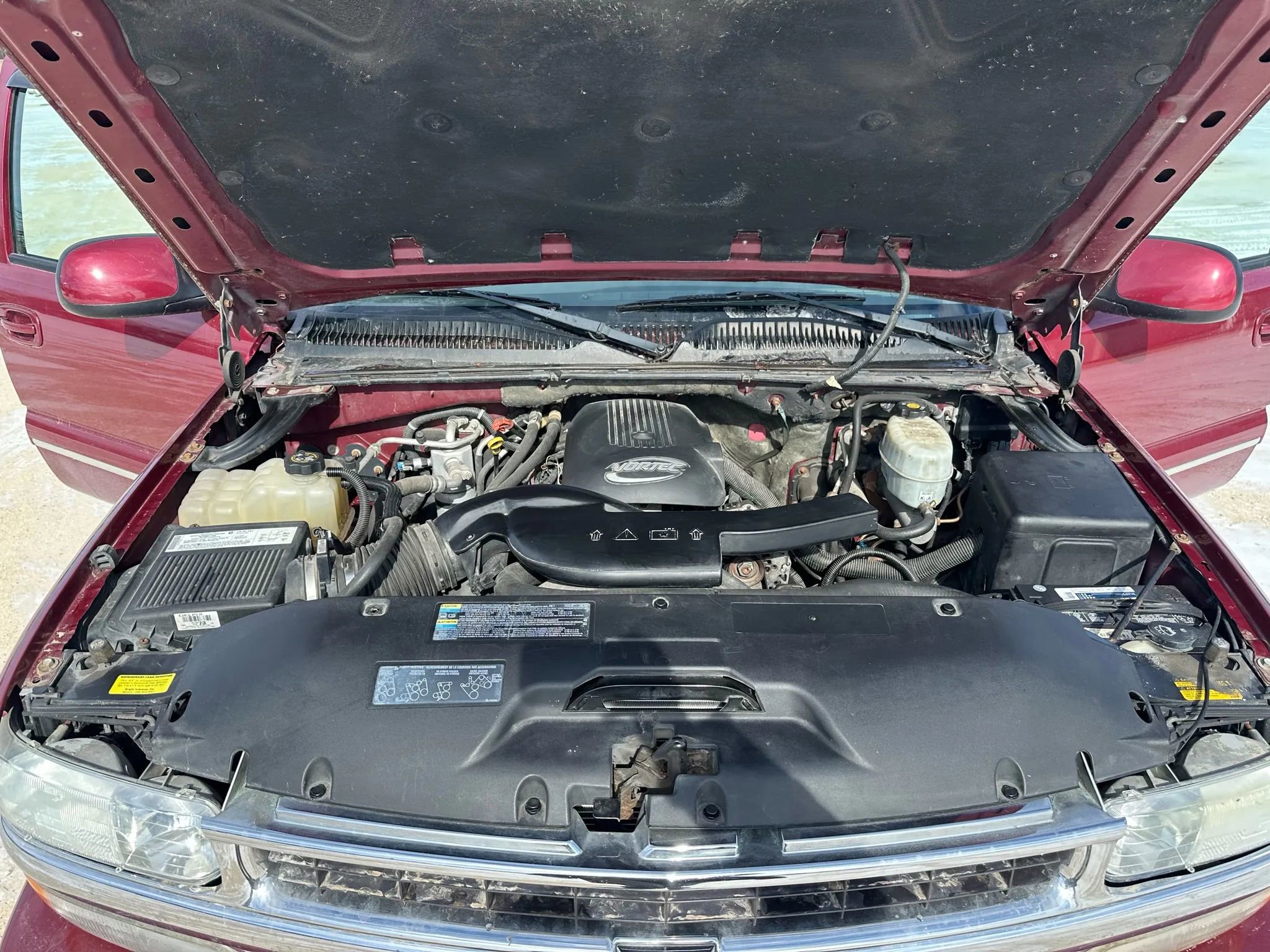 Used 2004 Chevrolet Suburban LT w/ Preferred Equipment Group image 9