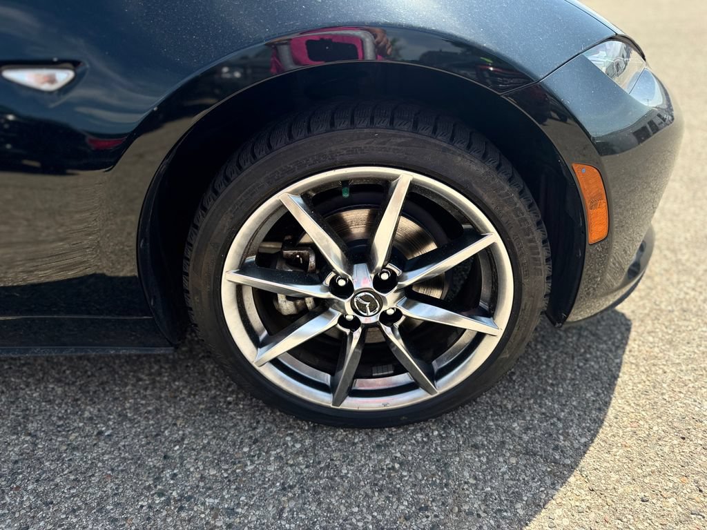 Used 2023 MAZDA MX-5 Miata Grand Touring RWD image 21