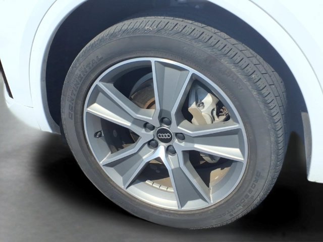 Used 2025 Audi Q5 2.0T Premium AWD/4WD image 18