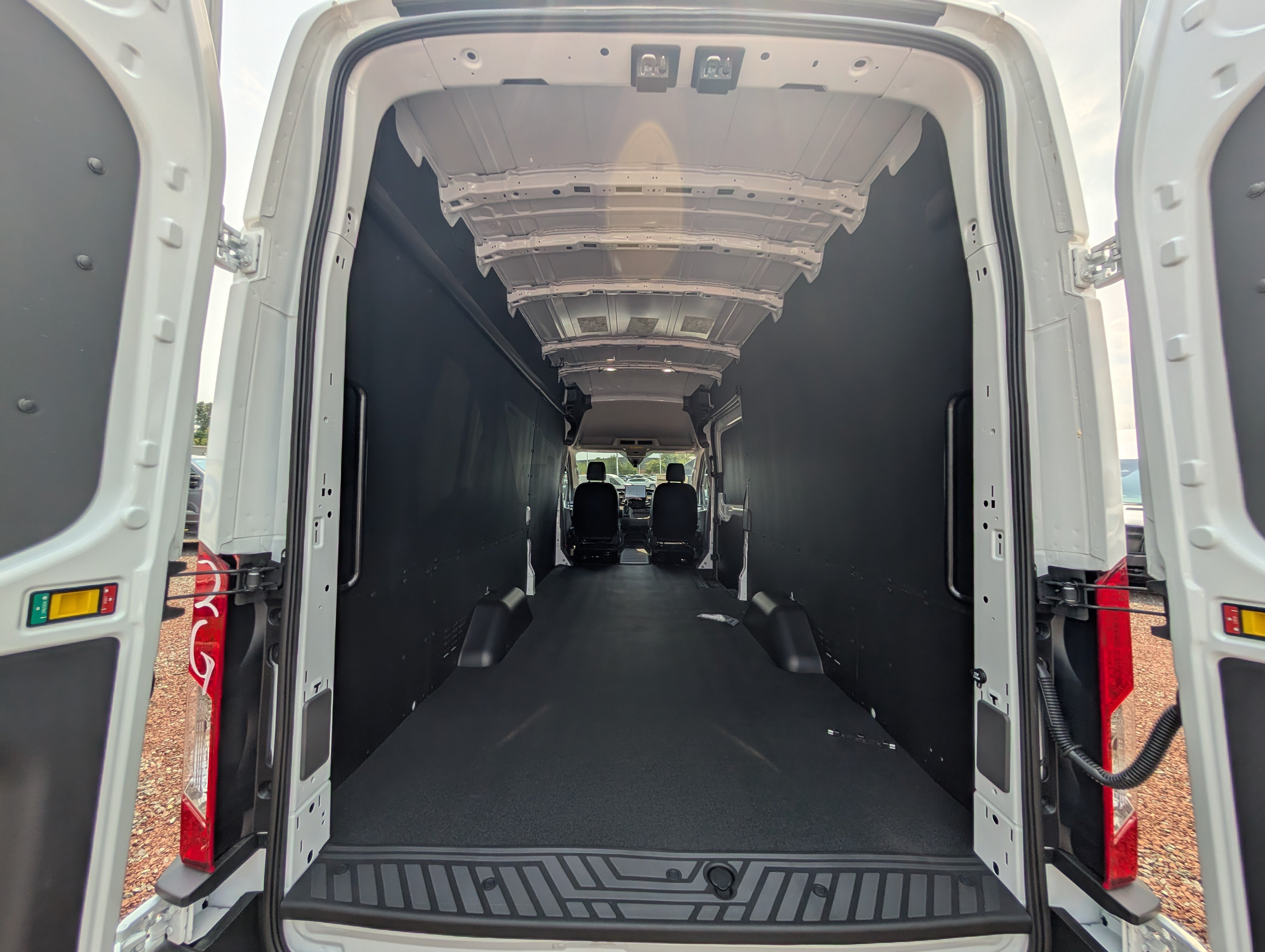 New 2026 Ford Transit 350 148 High Roof Extended w/ Load Area Protection Package RWD image 9