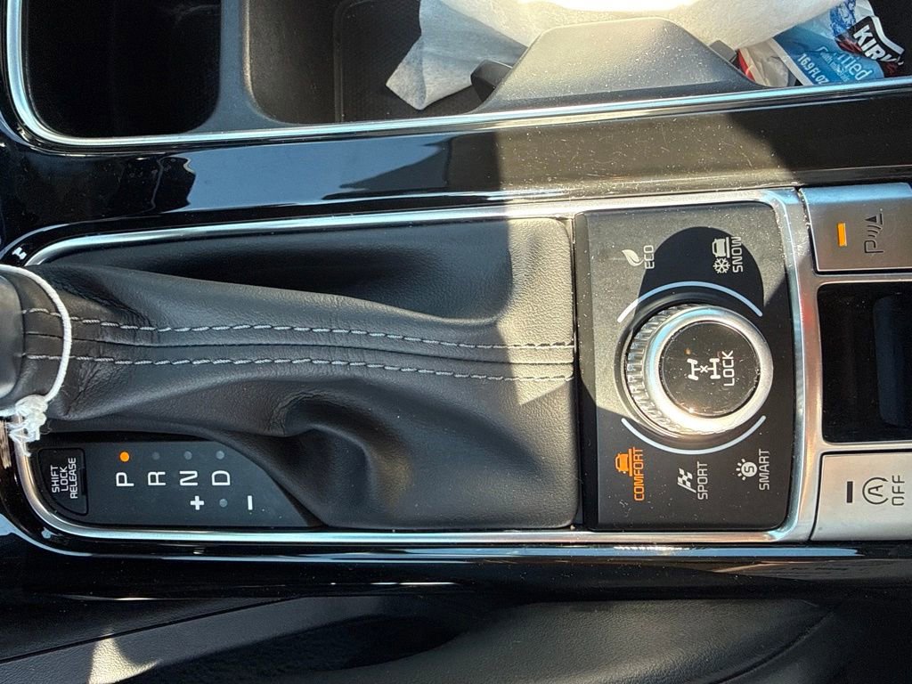 Used 2023 Kia Telluride S AWD/4WD image 17