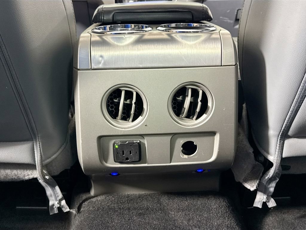 Used 2011 Ford F150 Platinum image 28