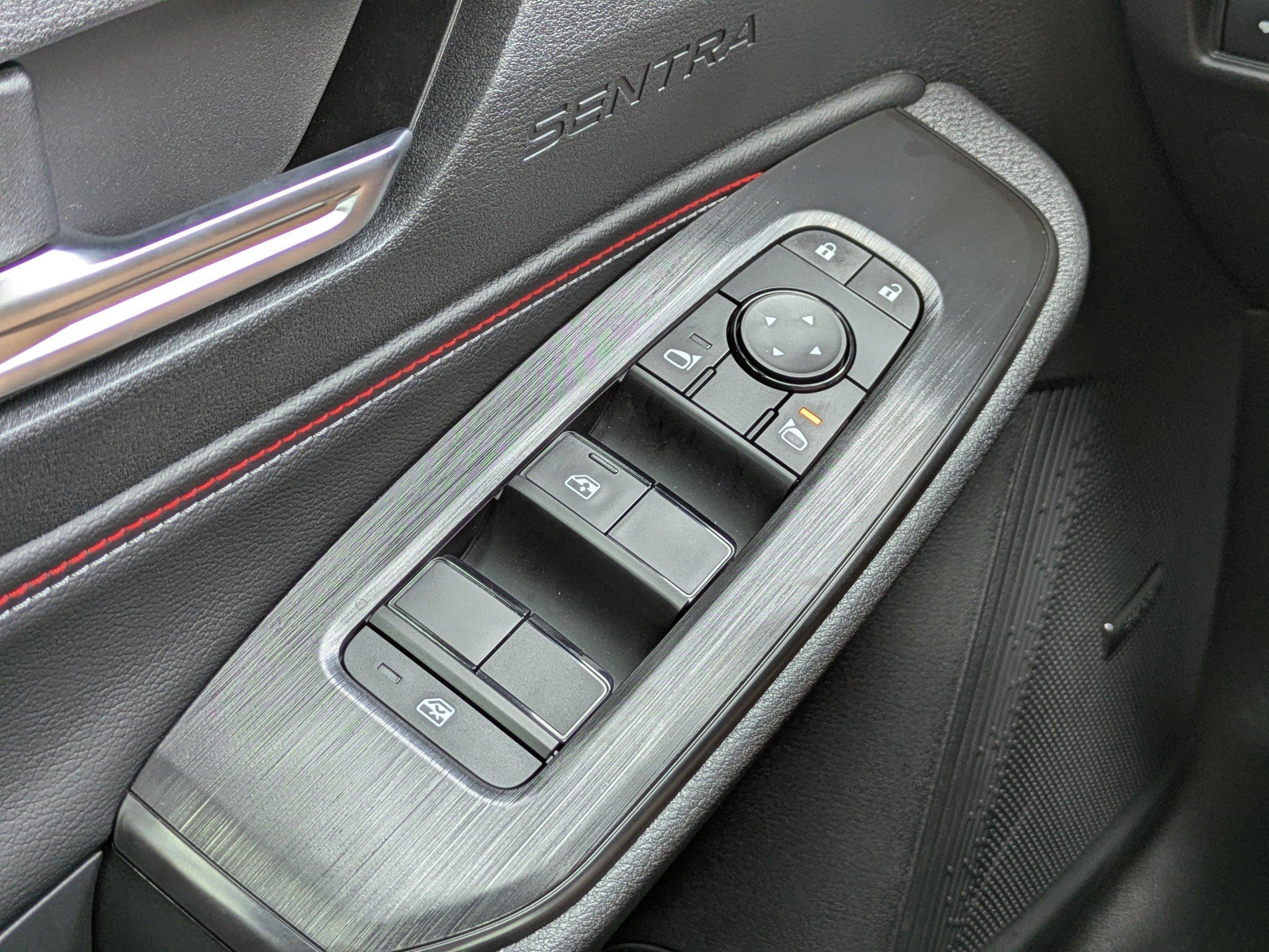 New 2027 Nissan Sentra SR FWD image 23